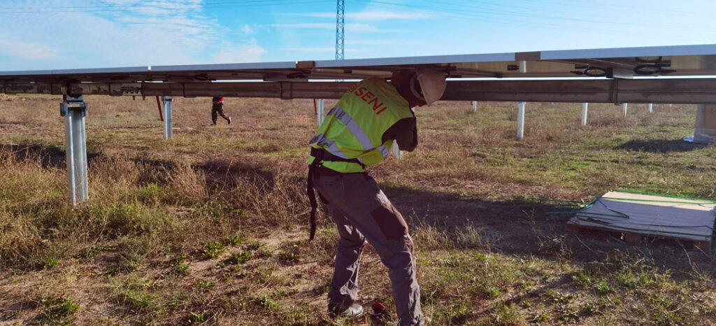 MONTAJE MECANICO EN PARQUE FOTOVOLTAICO ARIES FOTO 4